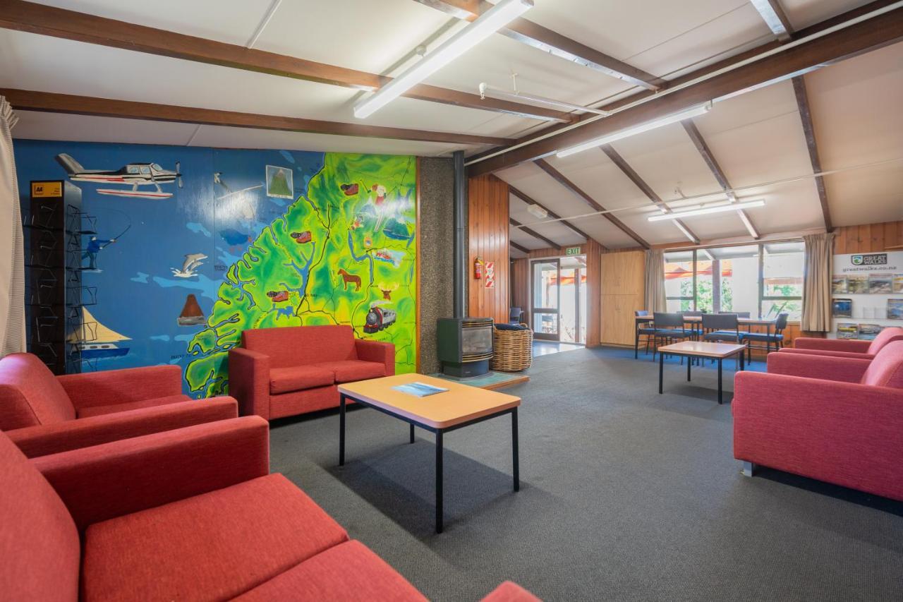 Te Anau Central Backpackers Exterior photo